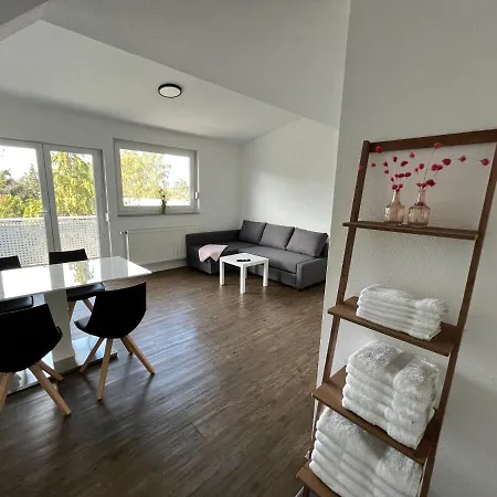 Premium Apartment 75Qm 3 Zimmer Kueche, Balkon, Smart Tv, Wifi Aalen Exterior photo